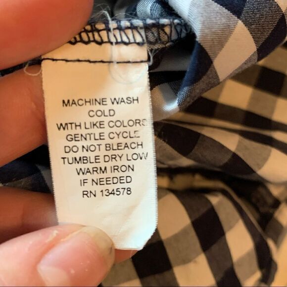 3 for $30! Vineyard wine checked button down top - Picture 5 of 12